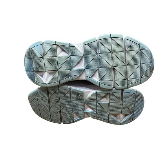 Under Armour Forge 96 HL Irid Womens 7.5 Synthetic Lace Up Trainers 3022812 100 - Picture 10 of 11